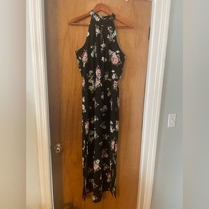 Women’s floral maxi dress size large